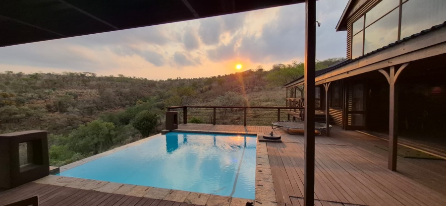 5 Bedroom Property for Sale in Waterkloof A H North West